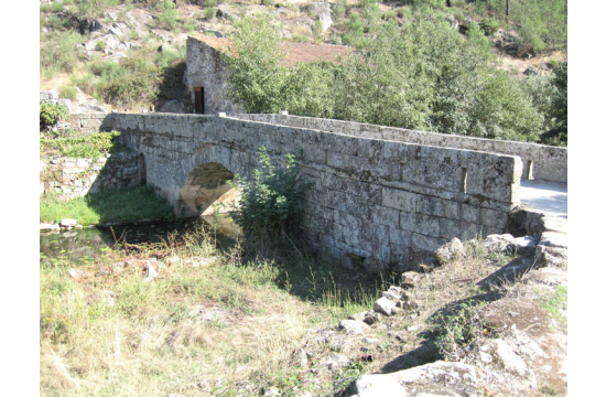 Ponte Romana de São Mamede de Ribatua em CM de Alijó Ponte Romana de São Mamede de Ribatua em CM de Alijó